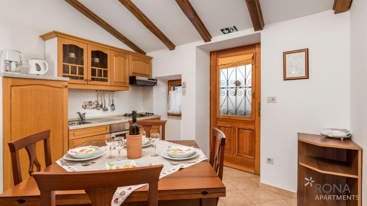 Rona Stone House Apartments Janja Boljun Exterior foto